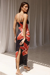 Thalina ™ | Floral print dress with back slit